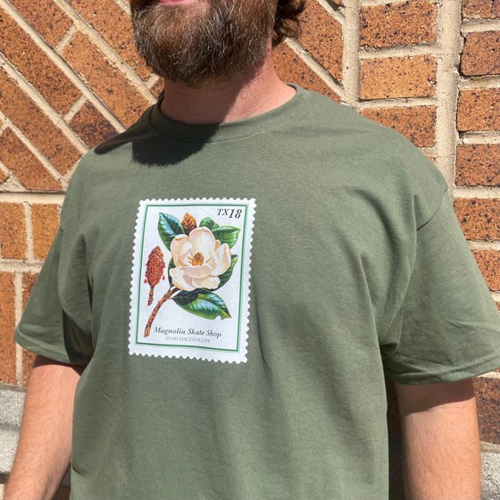 Magnolia Stamp Tee - Forest Green