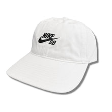  Nike SB Club Cap - White/Black - M/L