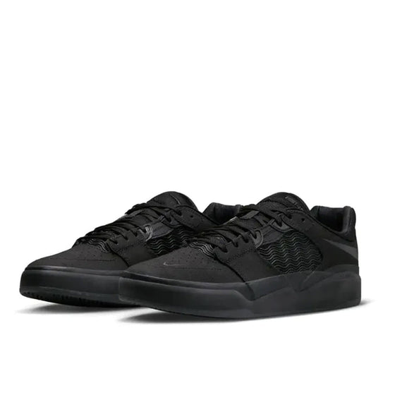 Nike SB Ishod PRM - Black/Black-Black (CALL STORE)